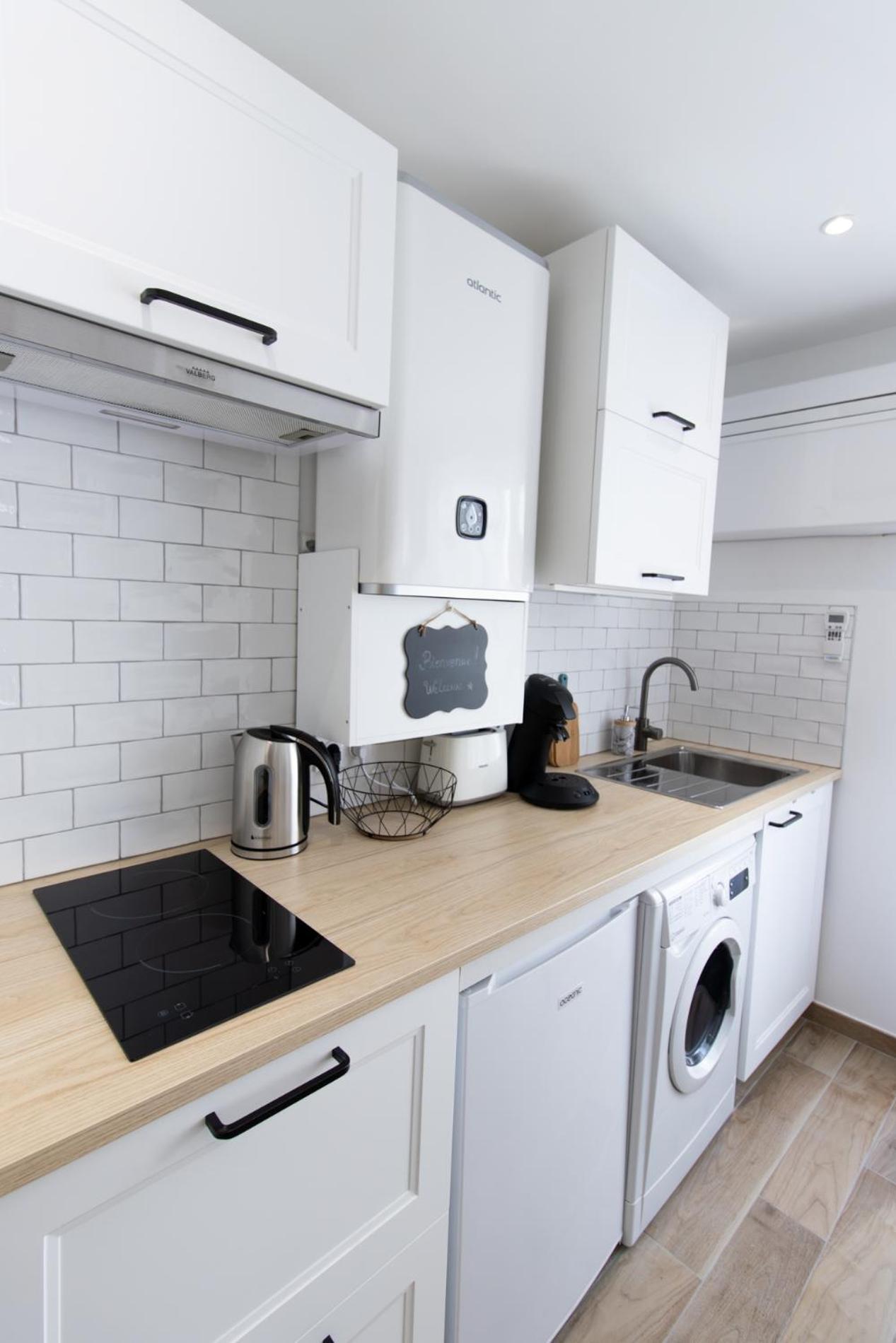Апартаменти Charmant Studio Climatise 'Alma 1' - Beziers Centre - Wifi Fibre - Netflix Екстер'єр фото