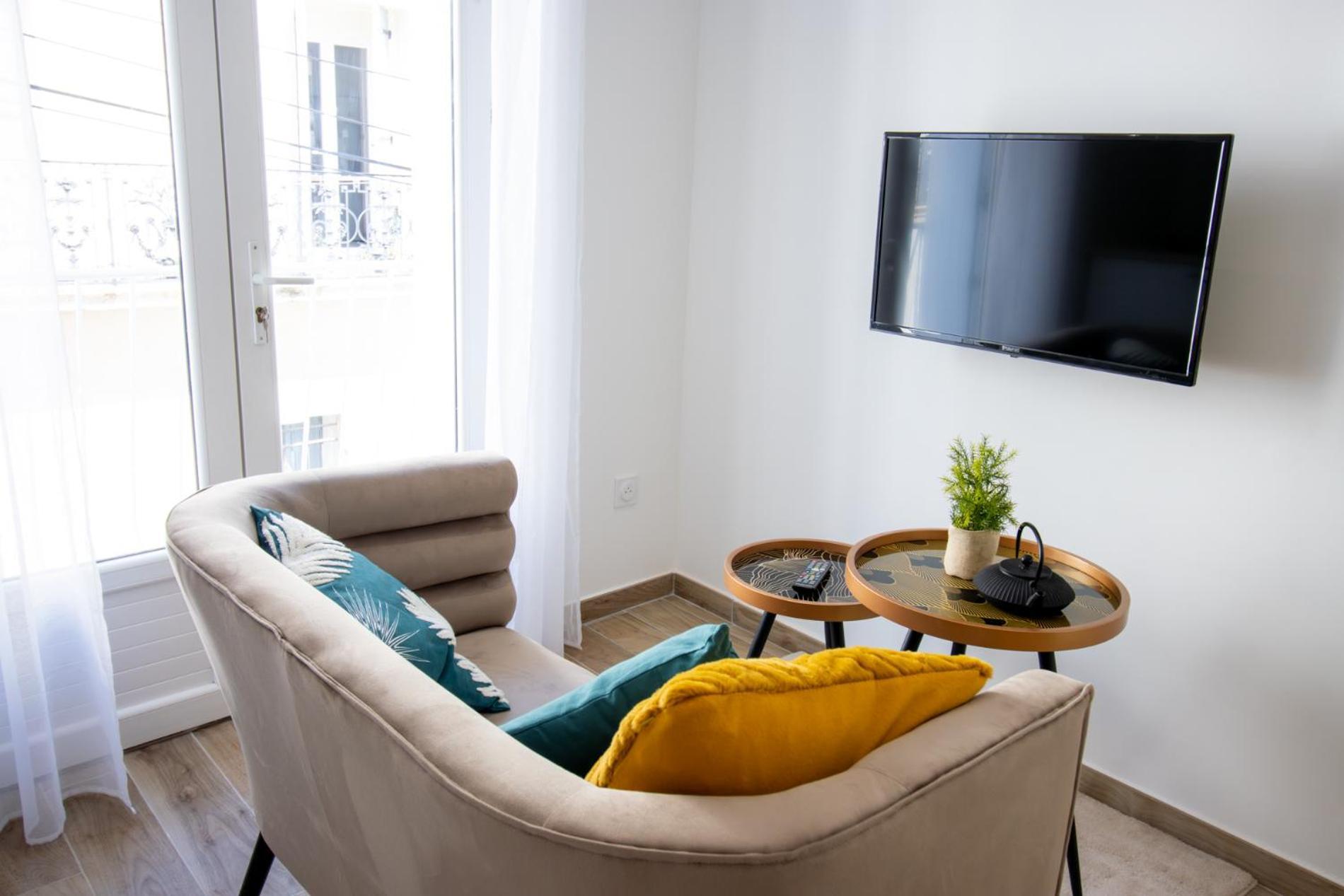 Апартаменти Charmant Studio Climatise 'Alma 1' - Beziers Centre - Wifi Fibre - Netflix Екстер'єр фото